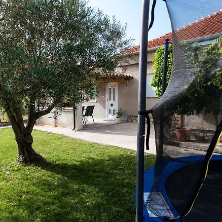 Holiday Apartment Near The Beach Fažana Extérieur photo