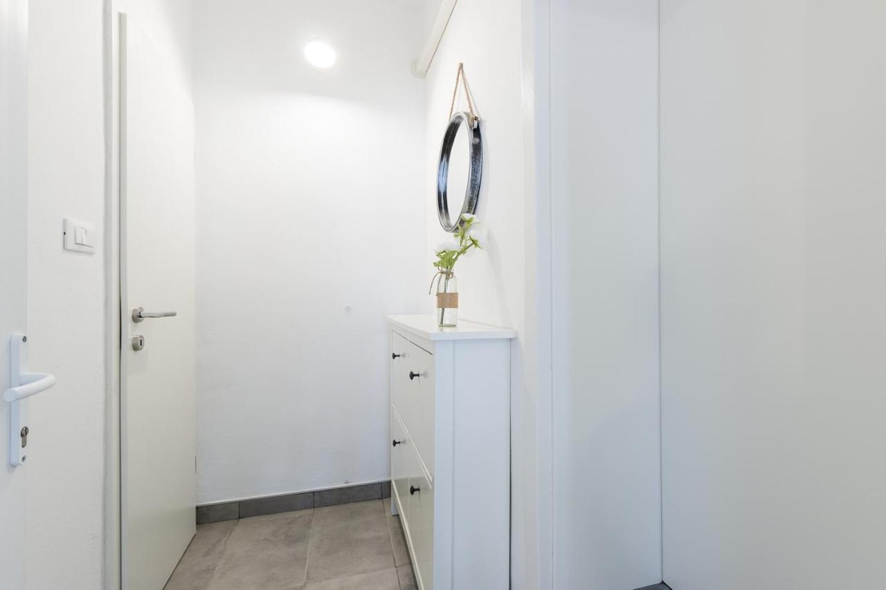 Holiday Apartment Near The Beach Fažana Extérieur photo